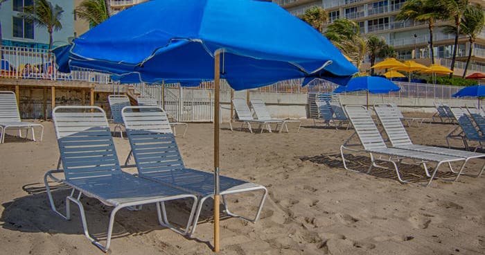 Lounge Chair Reservation