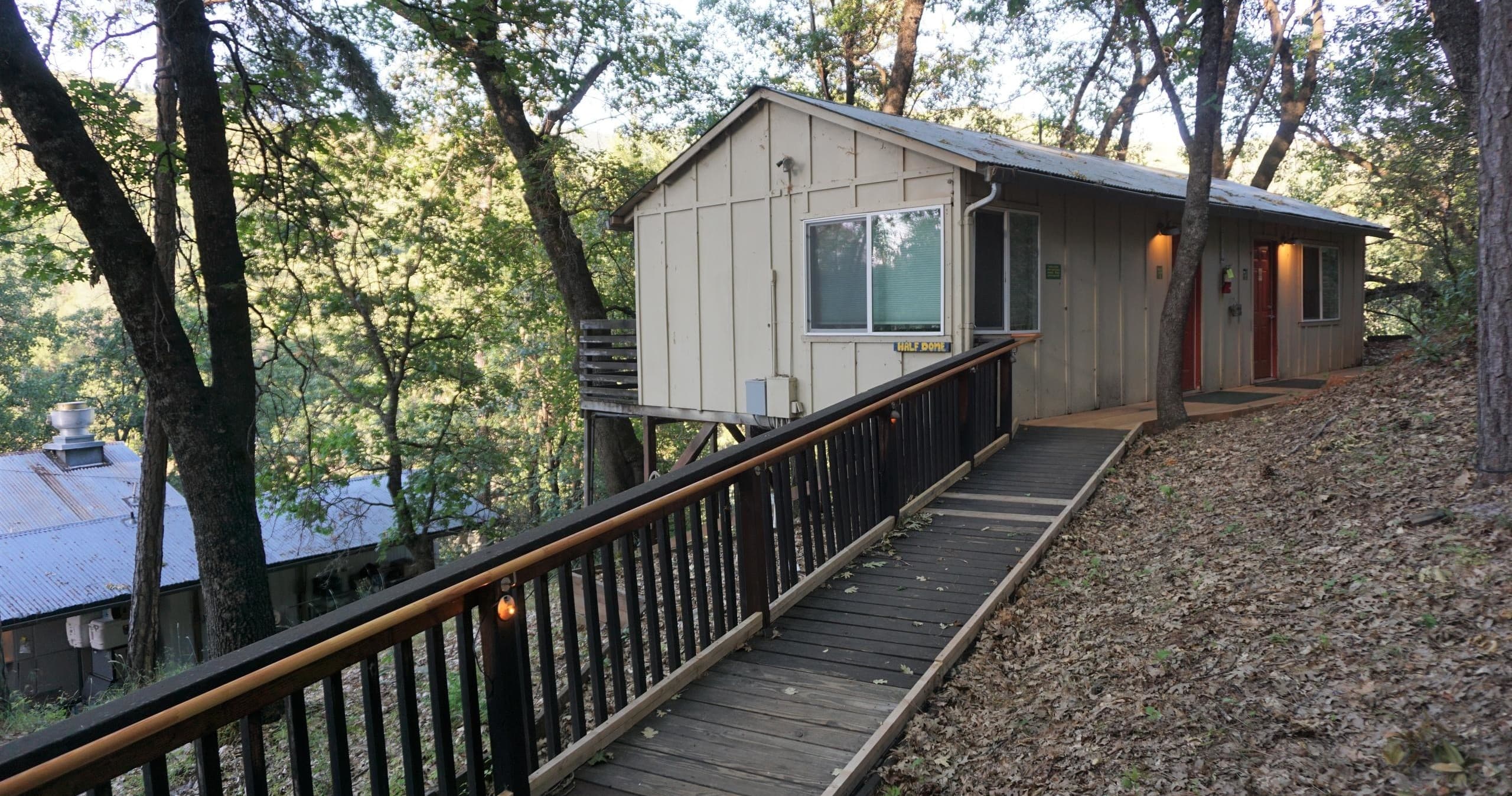 Yosemite 5 Day Tour - Bug Lodge Stay