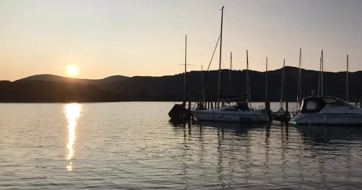 Early Morning Rowing Boat Hire - 3 hours
