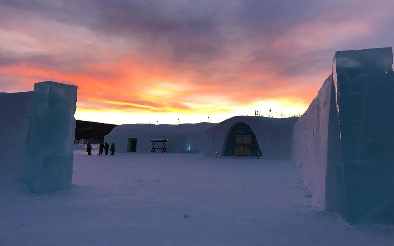 Snowmobile to ICEHOTEL