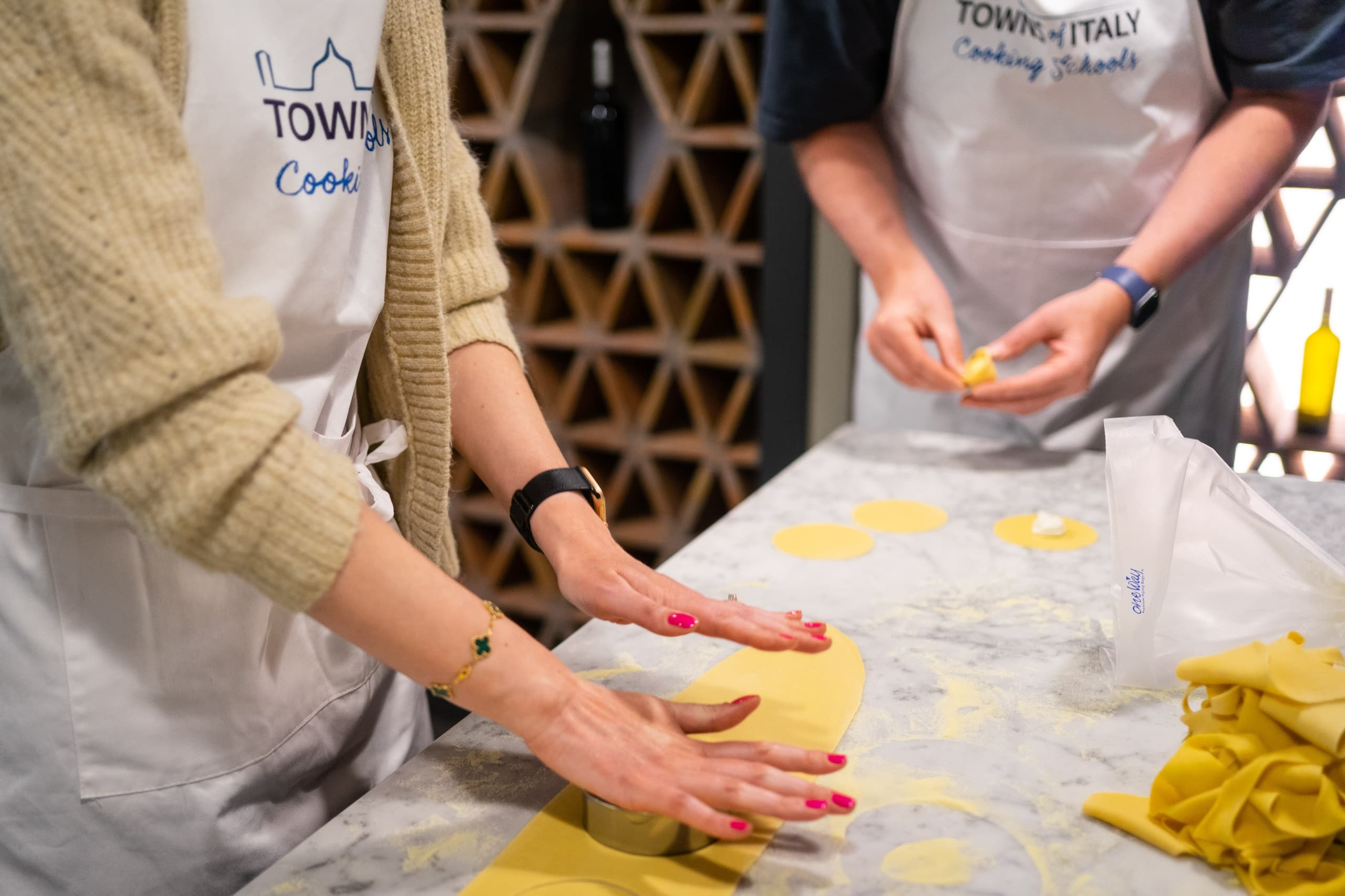 Private PASTA MAKING COOKING CLASS with GELATO