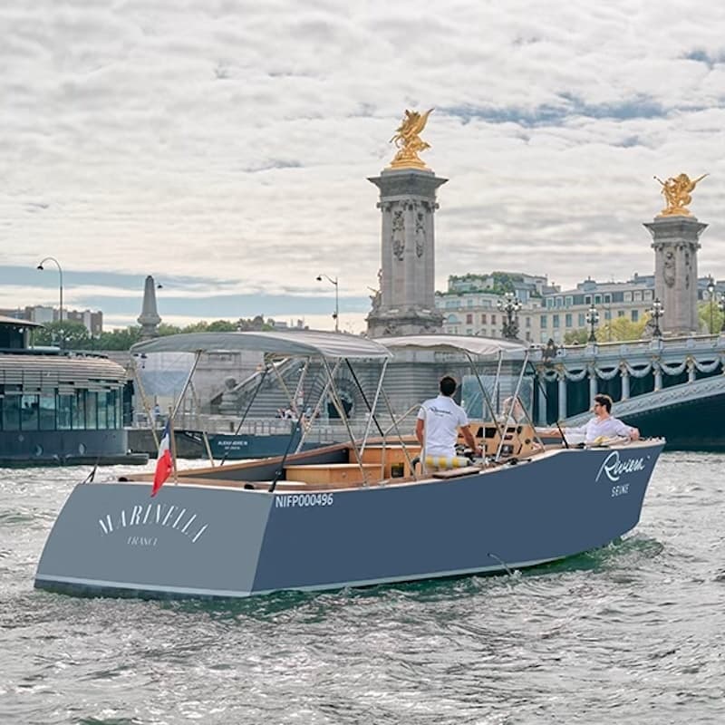 Monumental Paris Walking Tour & Personal Boat Cruise - Private
