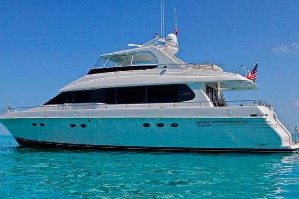 80ft Lazzara Skylounge