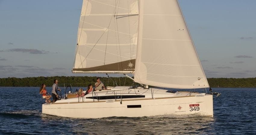 Jeanneau 349  - Harbor Island Captain Charter