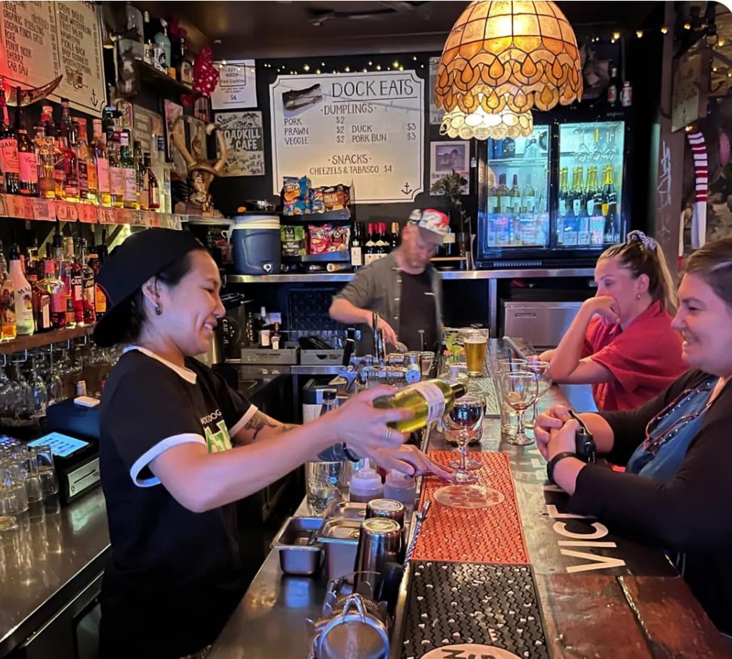 Dive Bar Tour