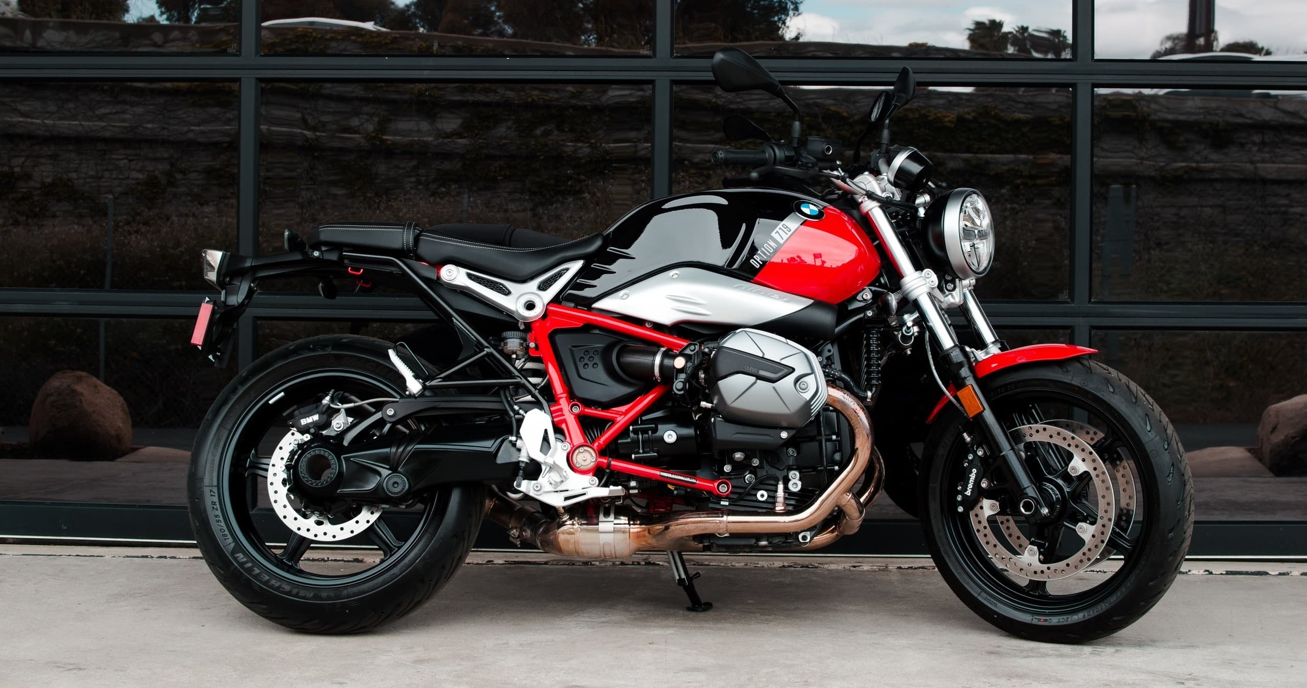 BMW R NINE T Rental