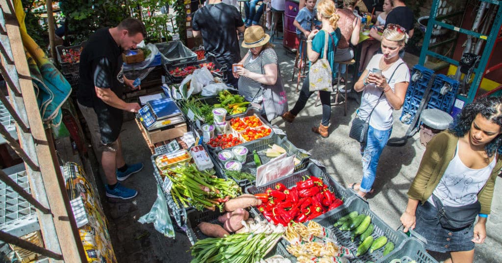 Budapest Culinary & Wine Walk: Sunday Edition