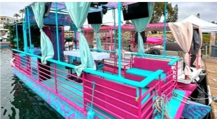 The Pretty Kalevera by Seaforth Boat Rental