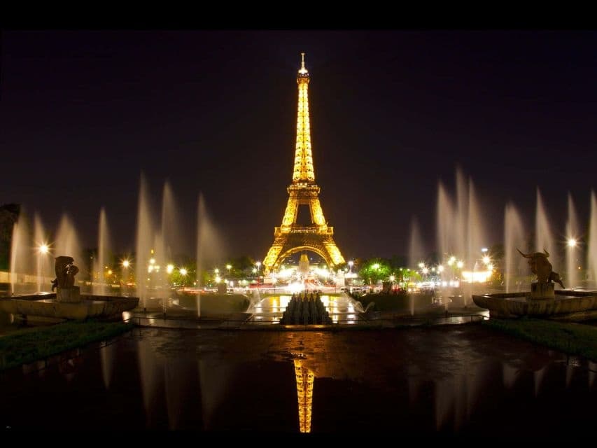 Paris by night Sightseeing Private Tour & Seine River Cruise