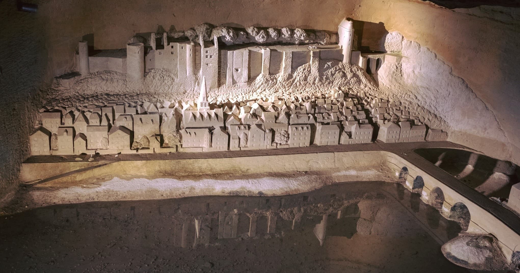 TRIO, visite des 3 sites • Pierre et Lumière