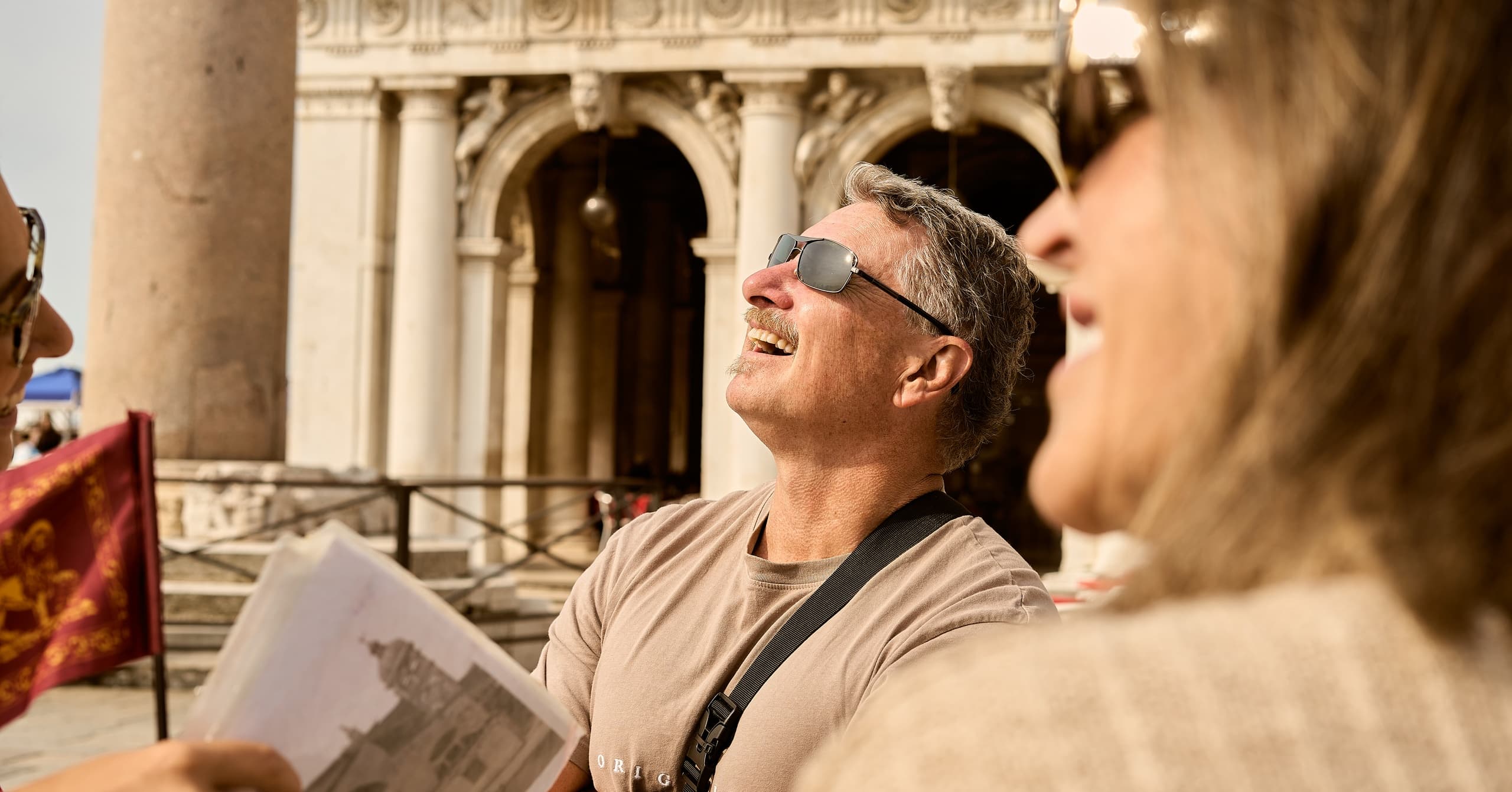 VIP SEMI PRIVATE Venice Walking Tour with Gondola Ride and Traditional Spritz