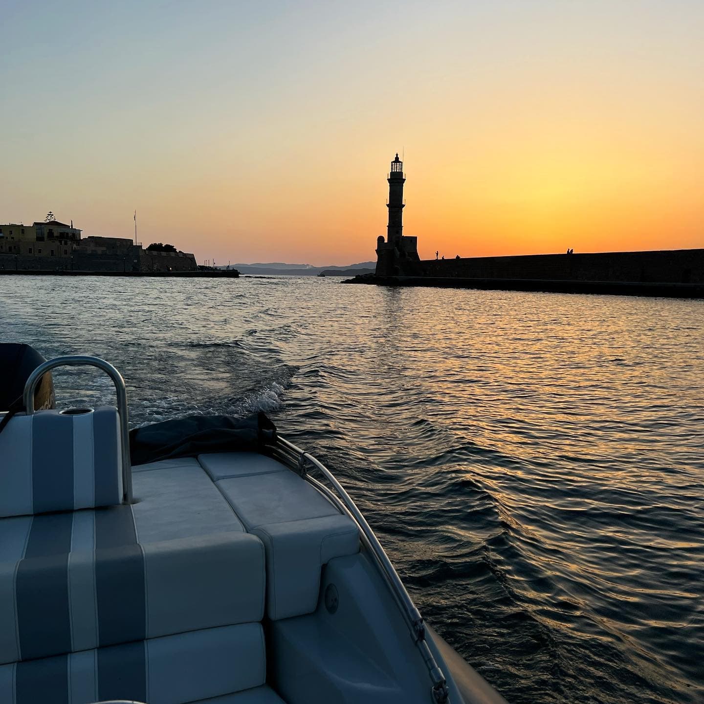 Sunset Trip Axopar 22