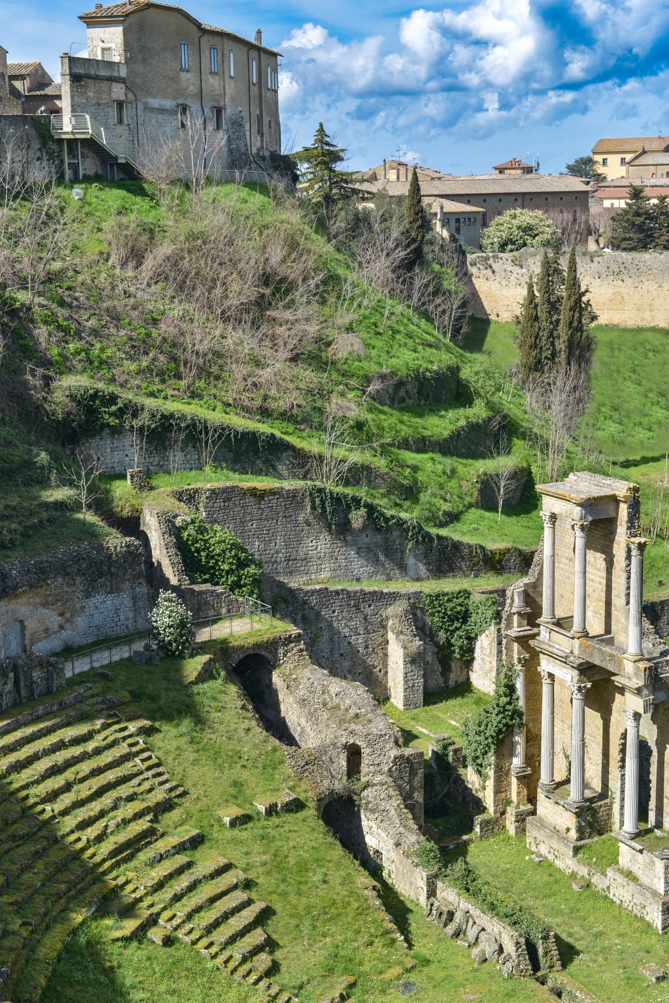 San Gimignano and Volterra with Taste