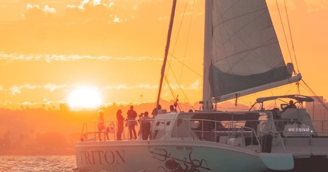Private Charter: 31-60 People