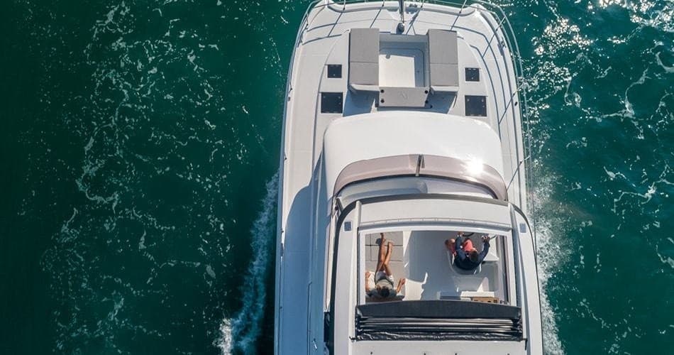 Fountaine-Pajot 40 - Coronado Captain Charter