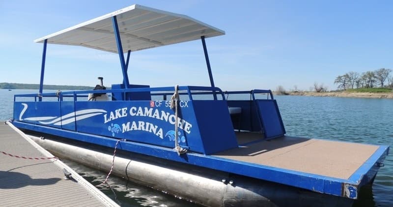 Patio Boat: 8-Passengers (North Shore)