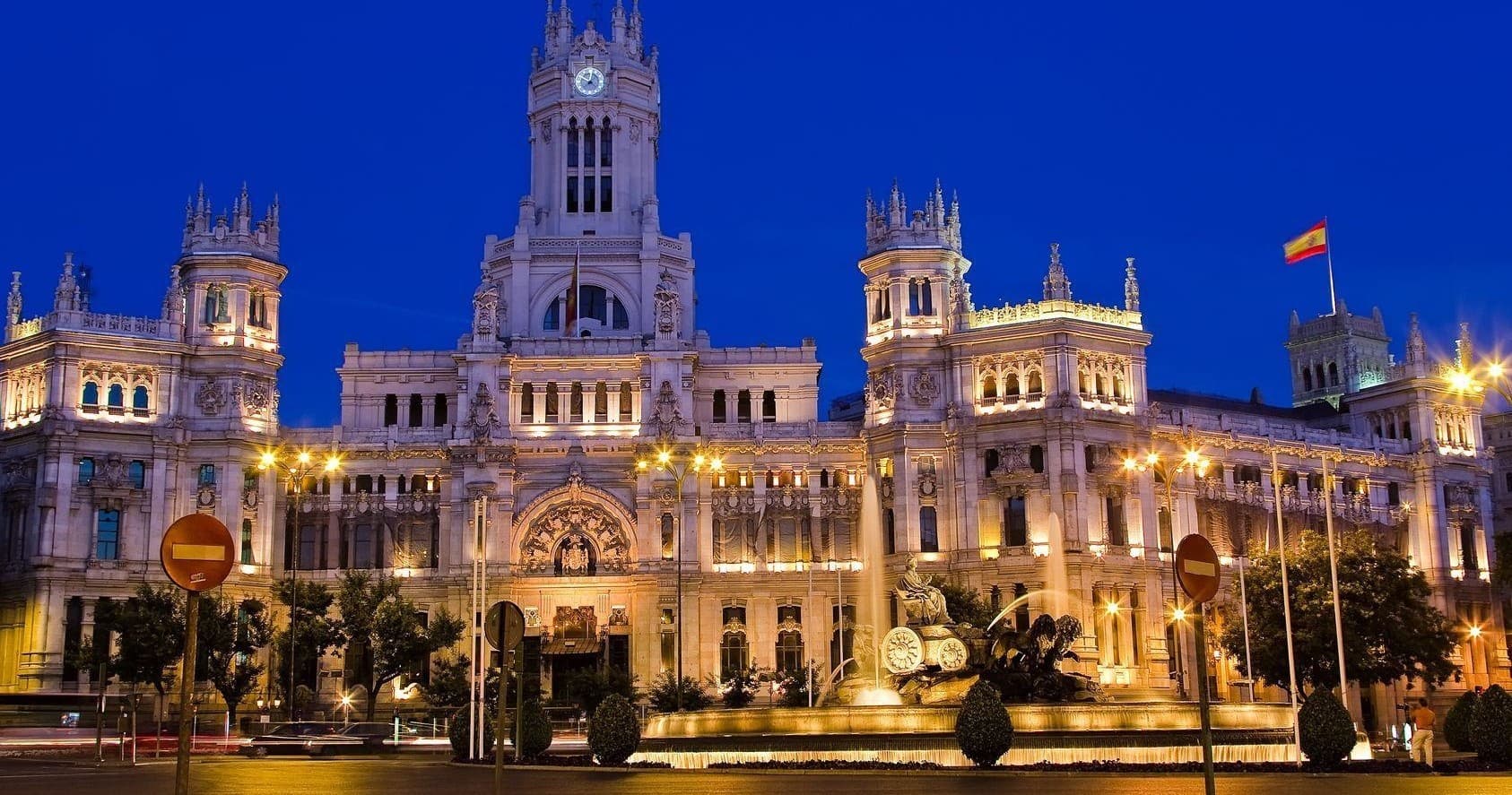 Private Madrid at Sunset with Flamenco Show and Regular Dinner