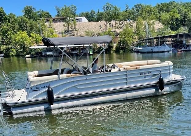 Multi Day Tritoon Rental: The Boardwalk