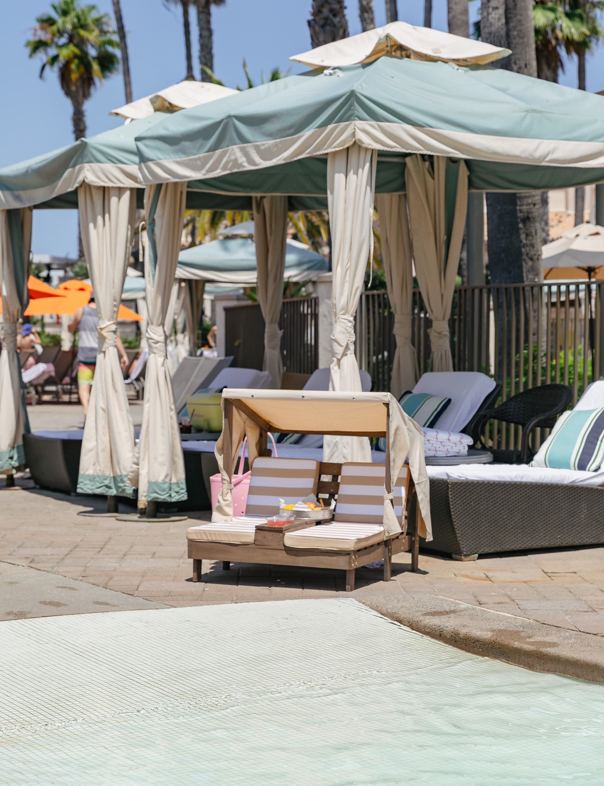 Adult Cabana plus Kiddie Cabana