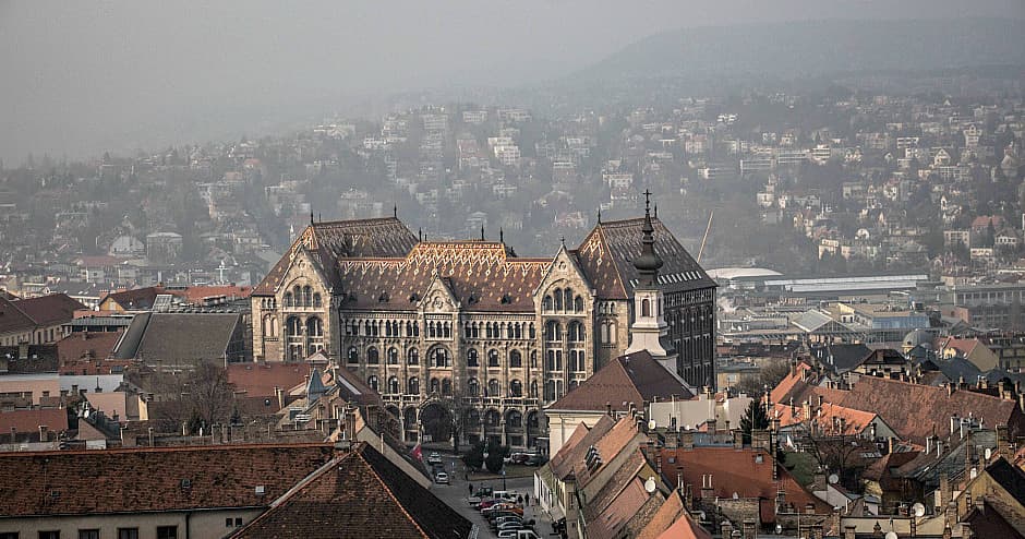 Buda Castle Walk
