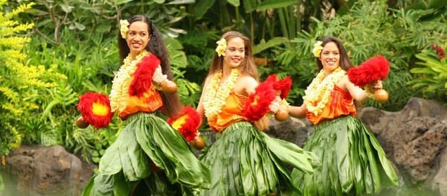 11K- Pearl Harbor, Dole Plantation, and Polynesian Cultural Center Tour Departing from Kauai