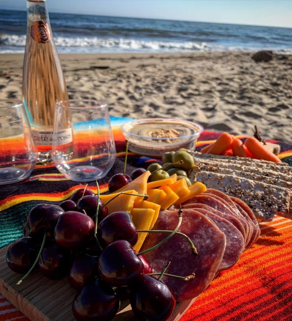 2 ½ Hour Private Beach Picnic Ride