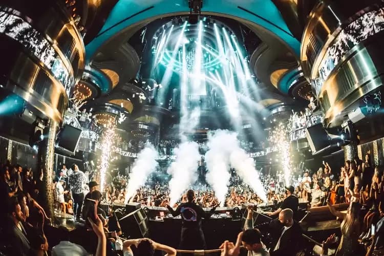 Vegas Club Crawl