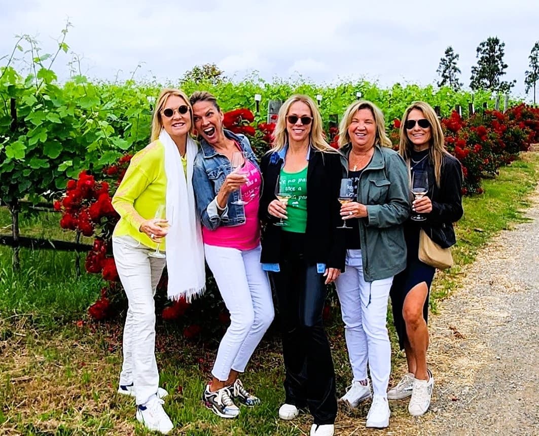 Design your own wine tour up to 6 guests. Hourly rate transportation.