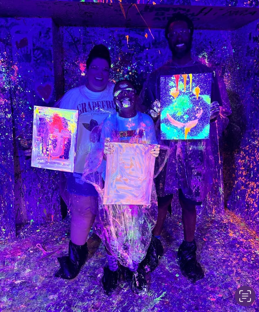 GLOW N THE DARK SPLAT