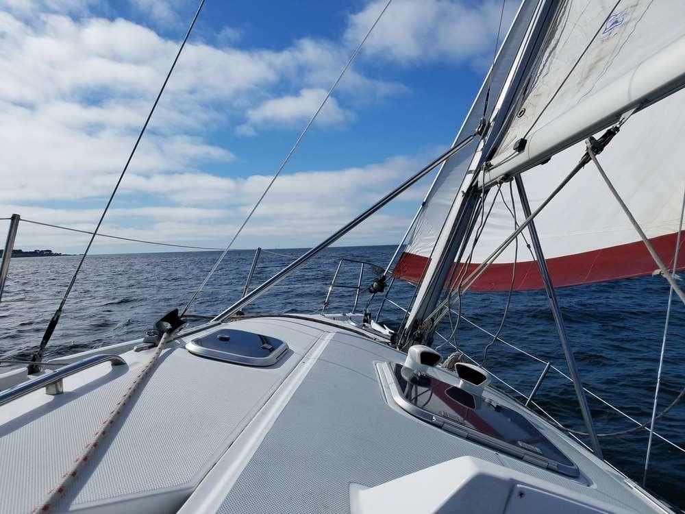 Hunter 340 Rental
