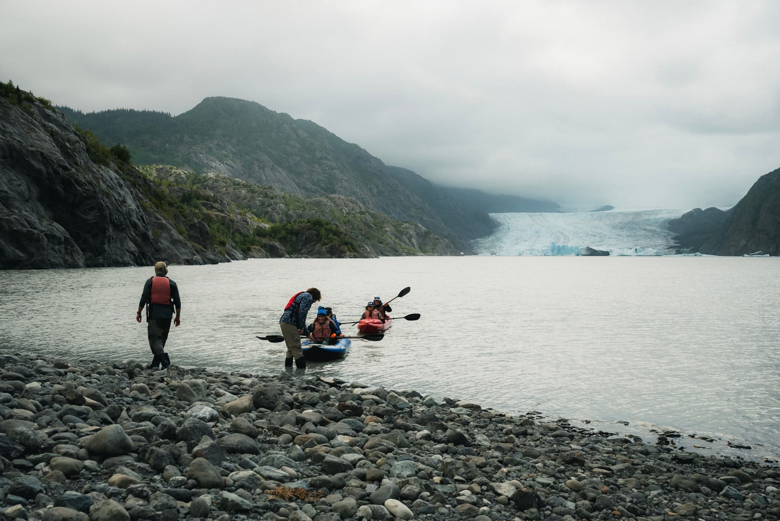 Full Day Guided Glacier Lake Hike & Kayak