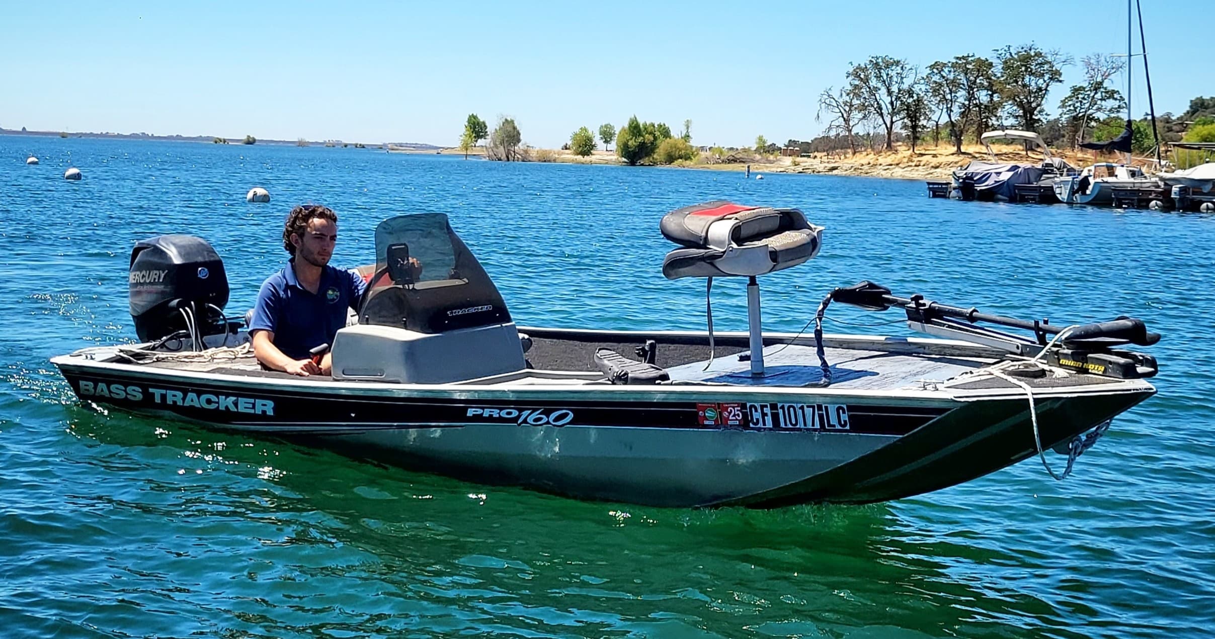 Bass Boat: 2-Passengers North Shore
