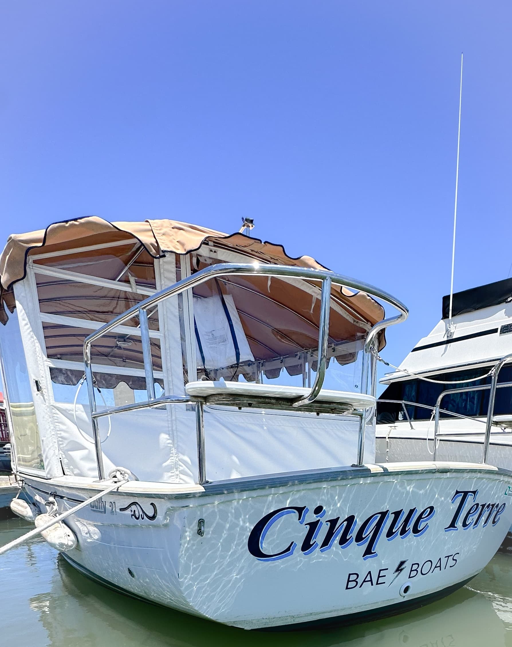 Sausalito Duffy Electric Boat Rental