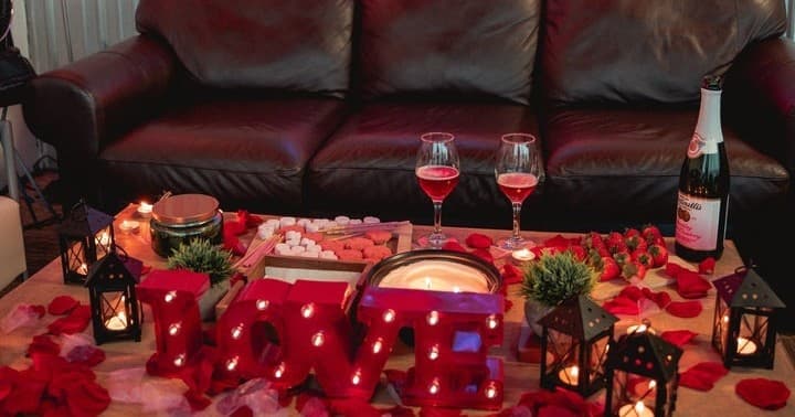 Romantic Date Night Tour