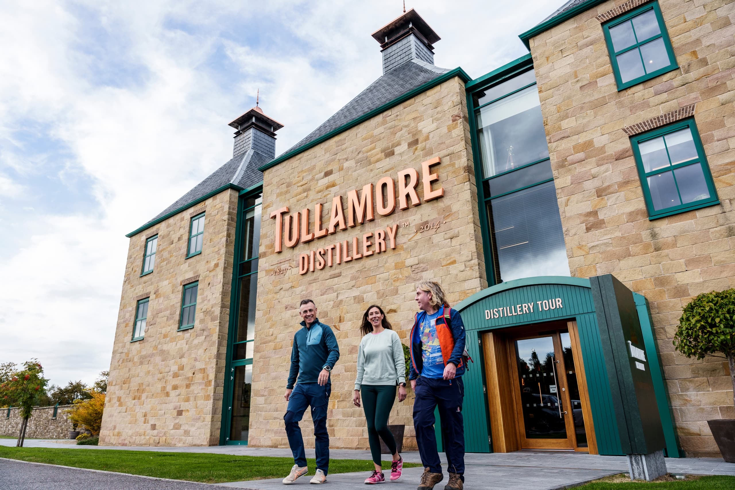 Irelands Whiskey Heartlands - Tullamore Dew & Kilbeggan Day Tour