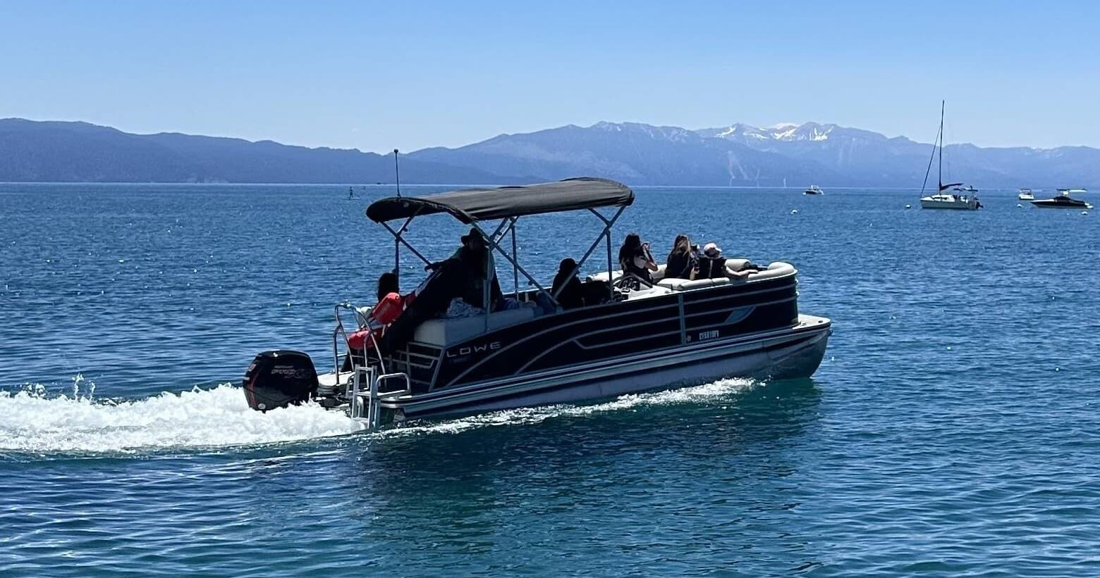 Pontoon Hourly Rental