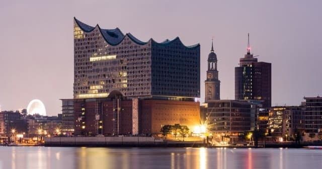 PRIVAT: Elphi Plaza Führung