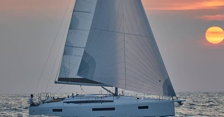 Sunset Sail - Downtown