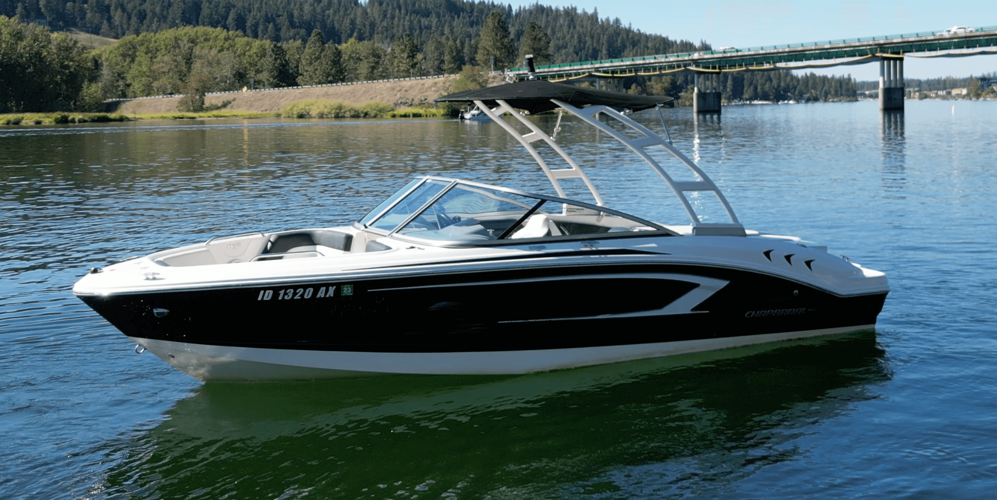 21’ Chaparral H20 Hourly Rental