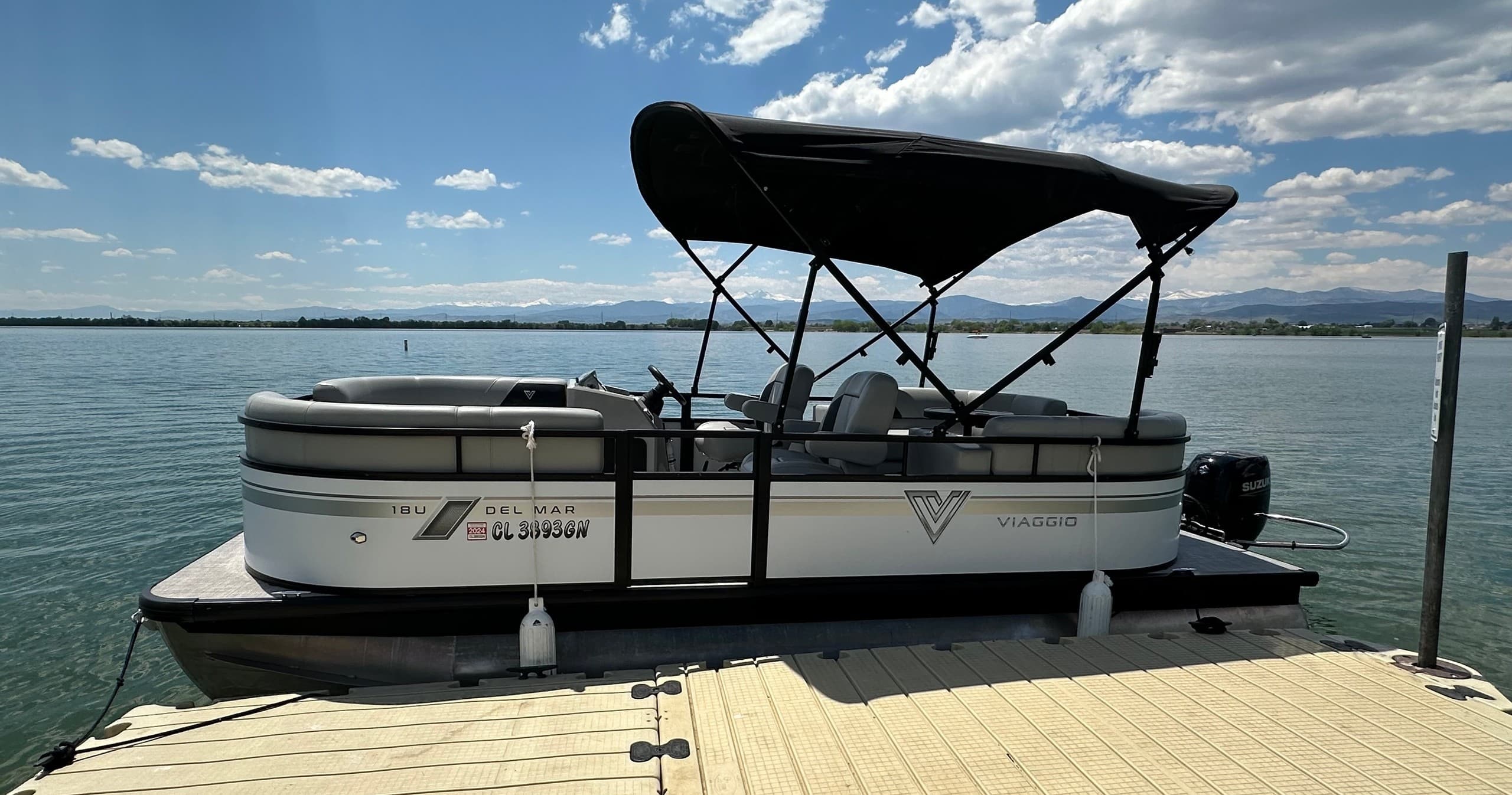 Pontoon Boat • Viaggio Del Mar 18U