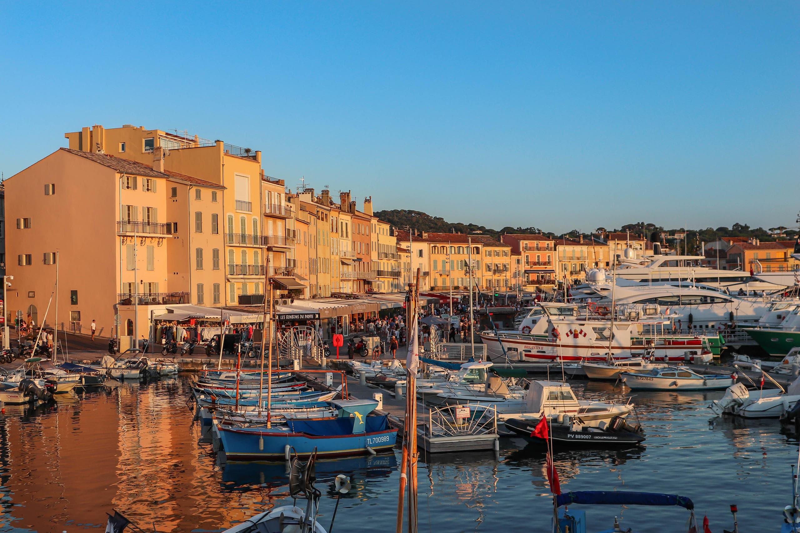 Saint-Tropez & Port-Grimaud Private Full-Day Tour
