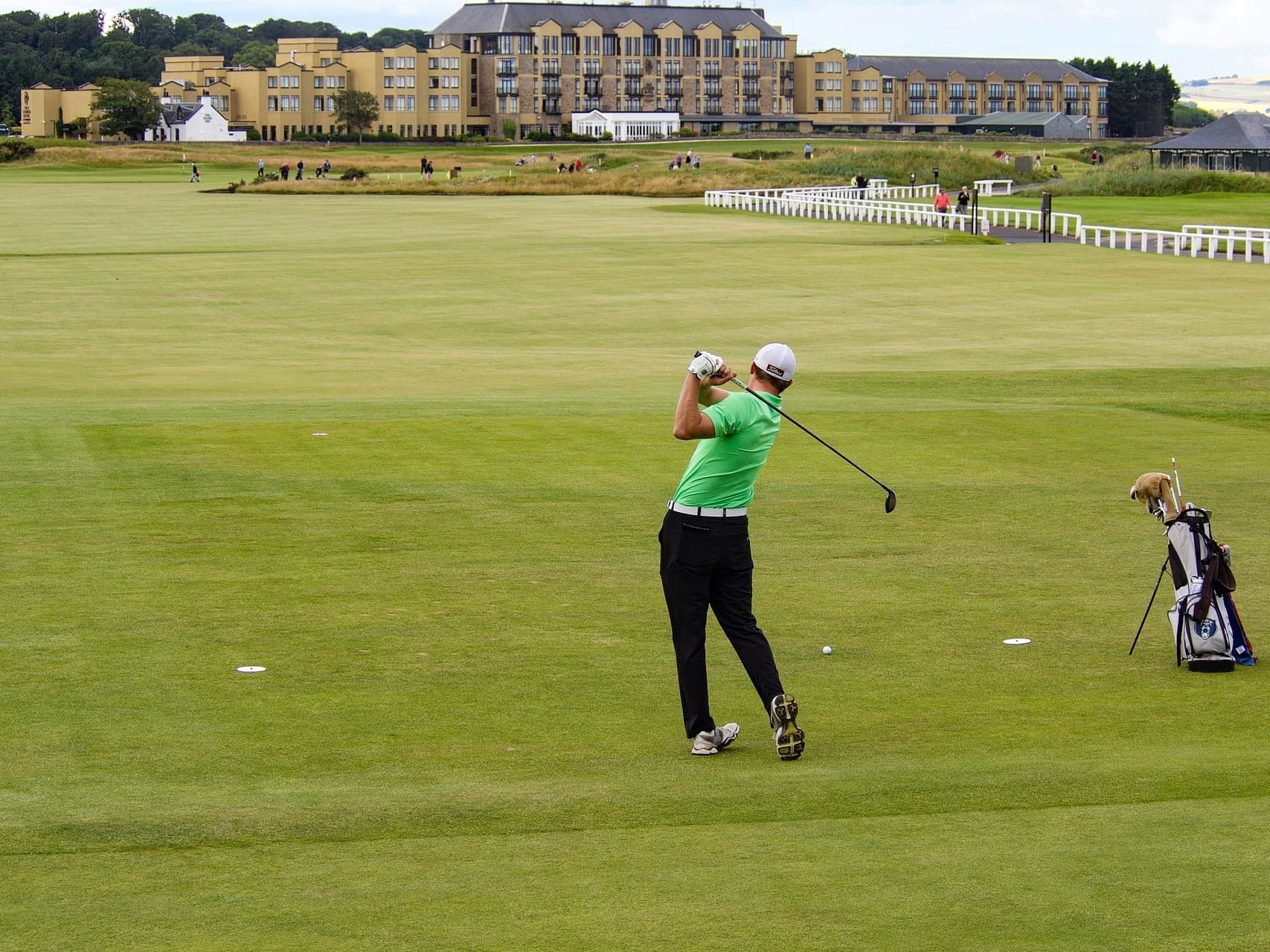The Origins of Golf: Private Full-Day Tour in a London Taxi from Edinburgh