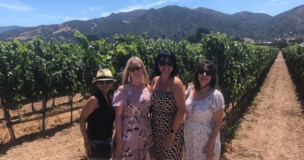 Seven Hour Luxury Private Wine Tour Transportation