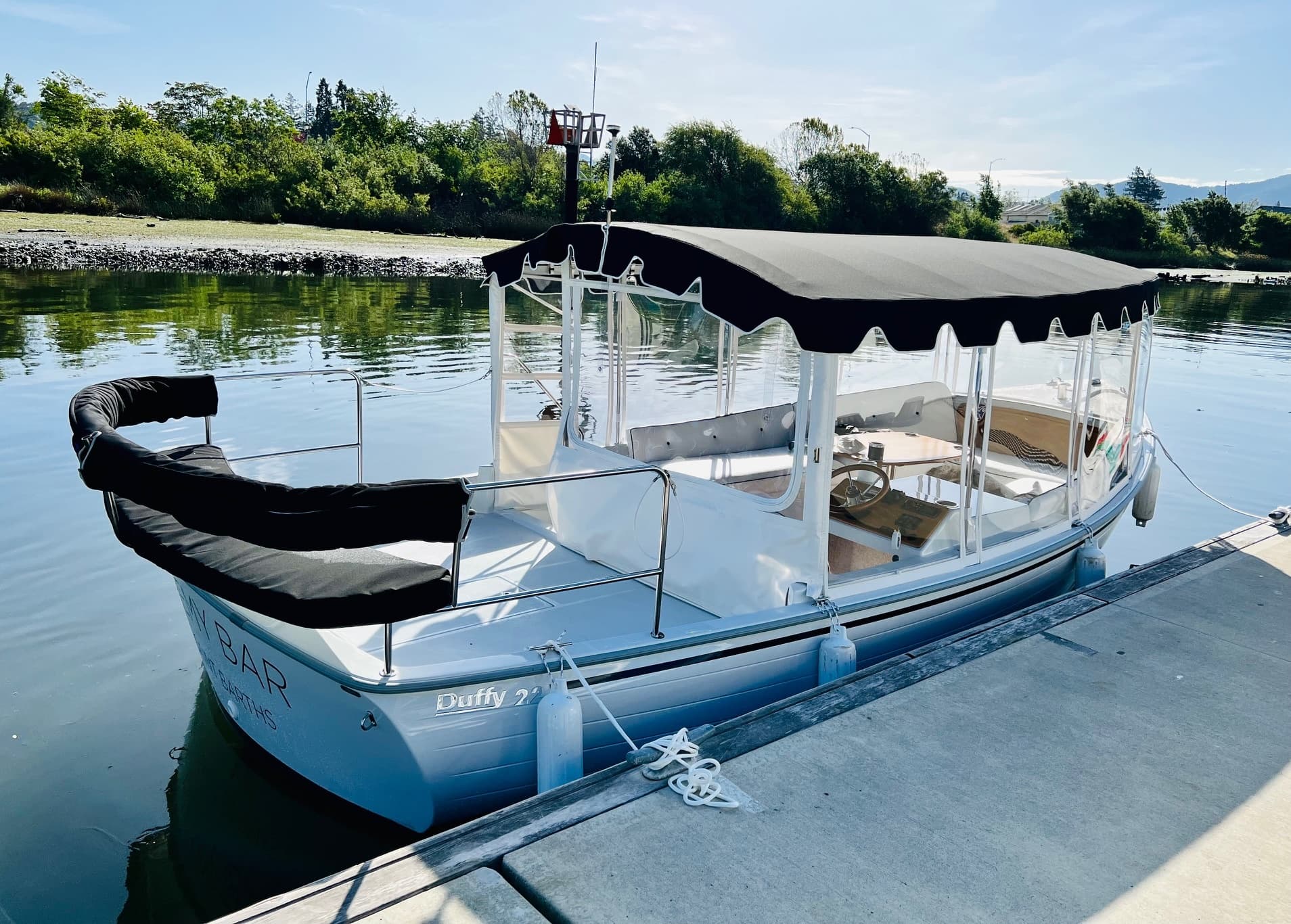 Remy Bar Boat Cruise