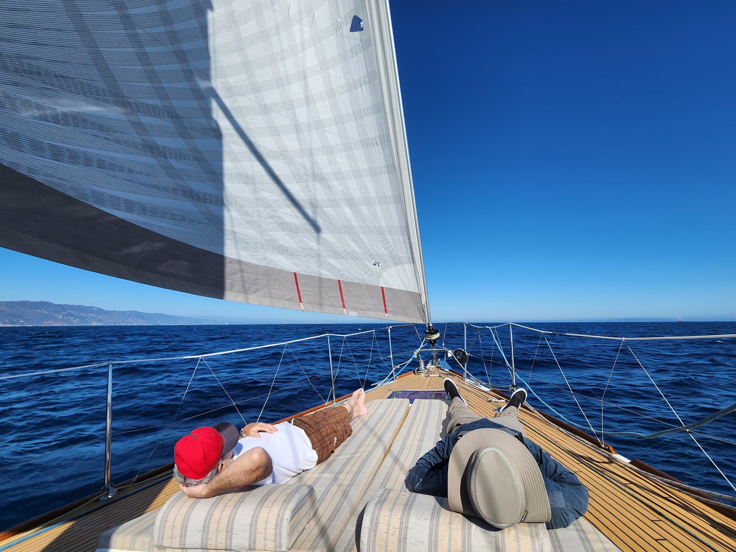 Day Sail - 4 hrs
