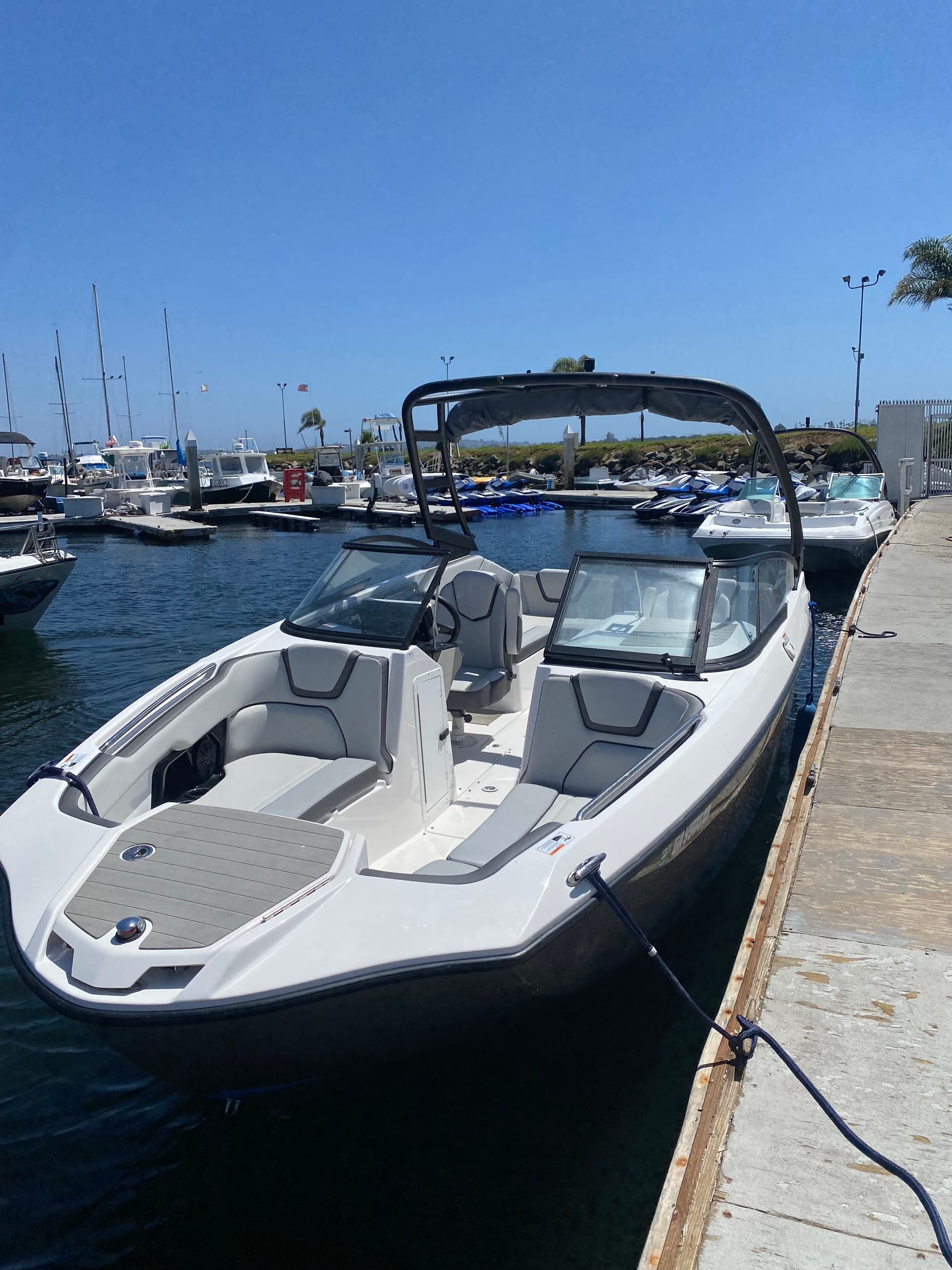 25ft Yamaha Jet Boat