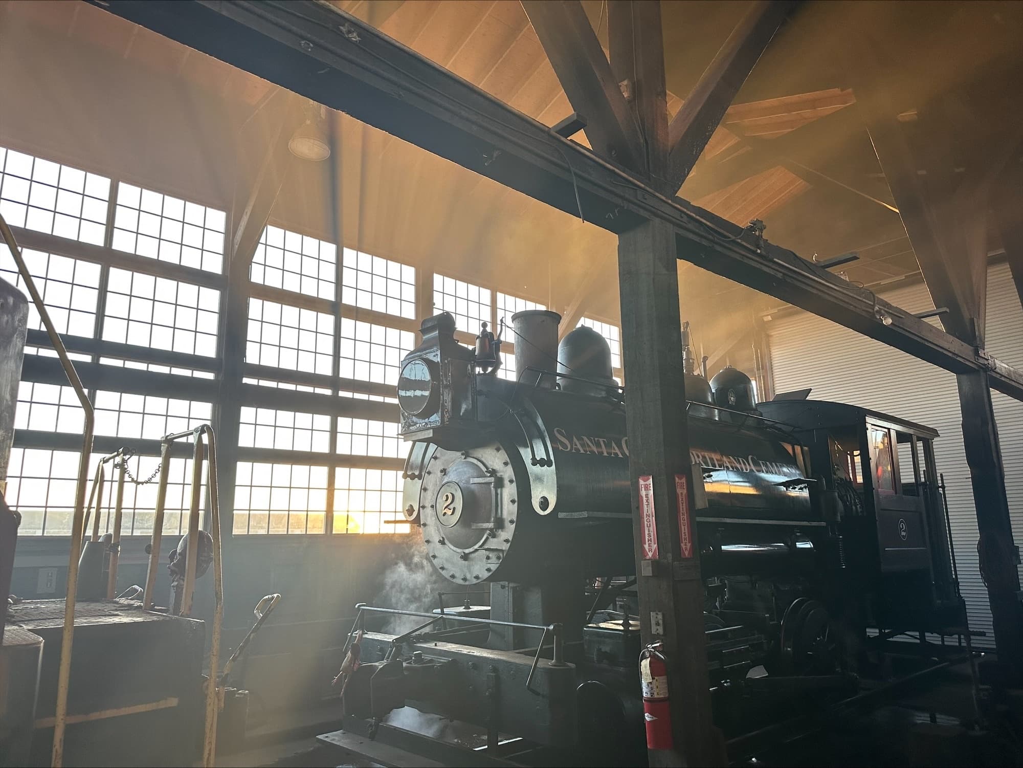 Roundhouse and Backshop Tour