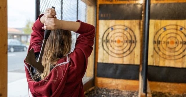 Digital - 30 Minute Axe Throwing