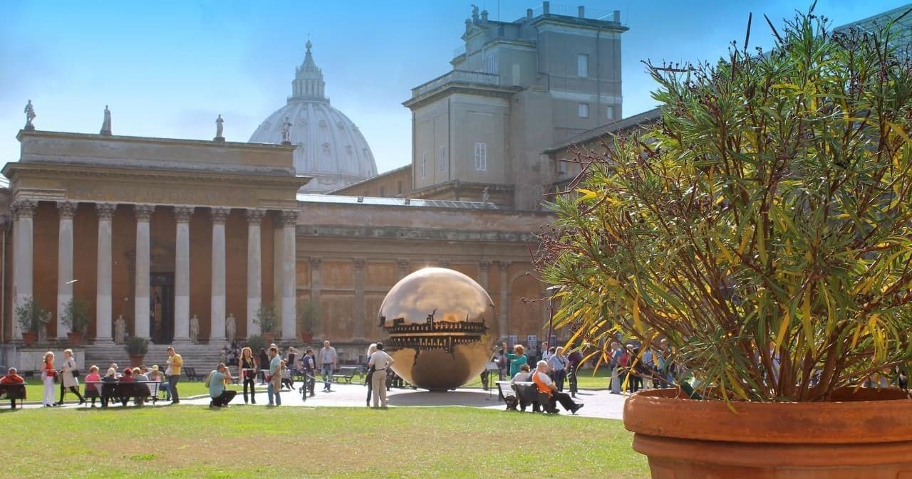 Skip the Line Vatican Museums, Sistine Chapel and St. Peter’s Basilica Walking Tour - English
