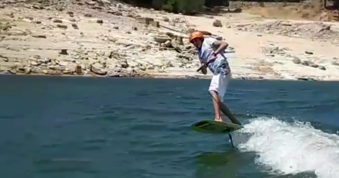 Wakefoil